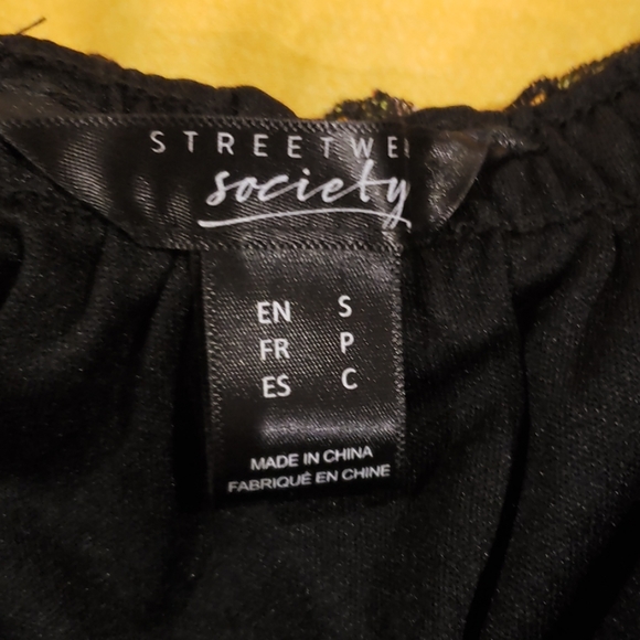 Urban Planet crop top - Picture 2 of 2